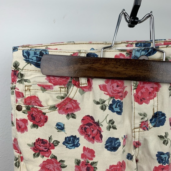 Forever21 Floral Denim Jeans Off White Red Blue 24 - Picture 5 of 9